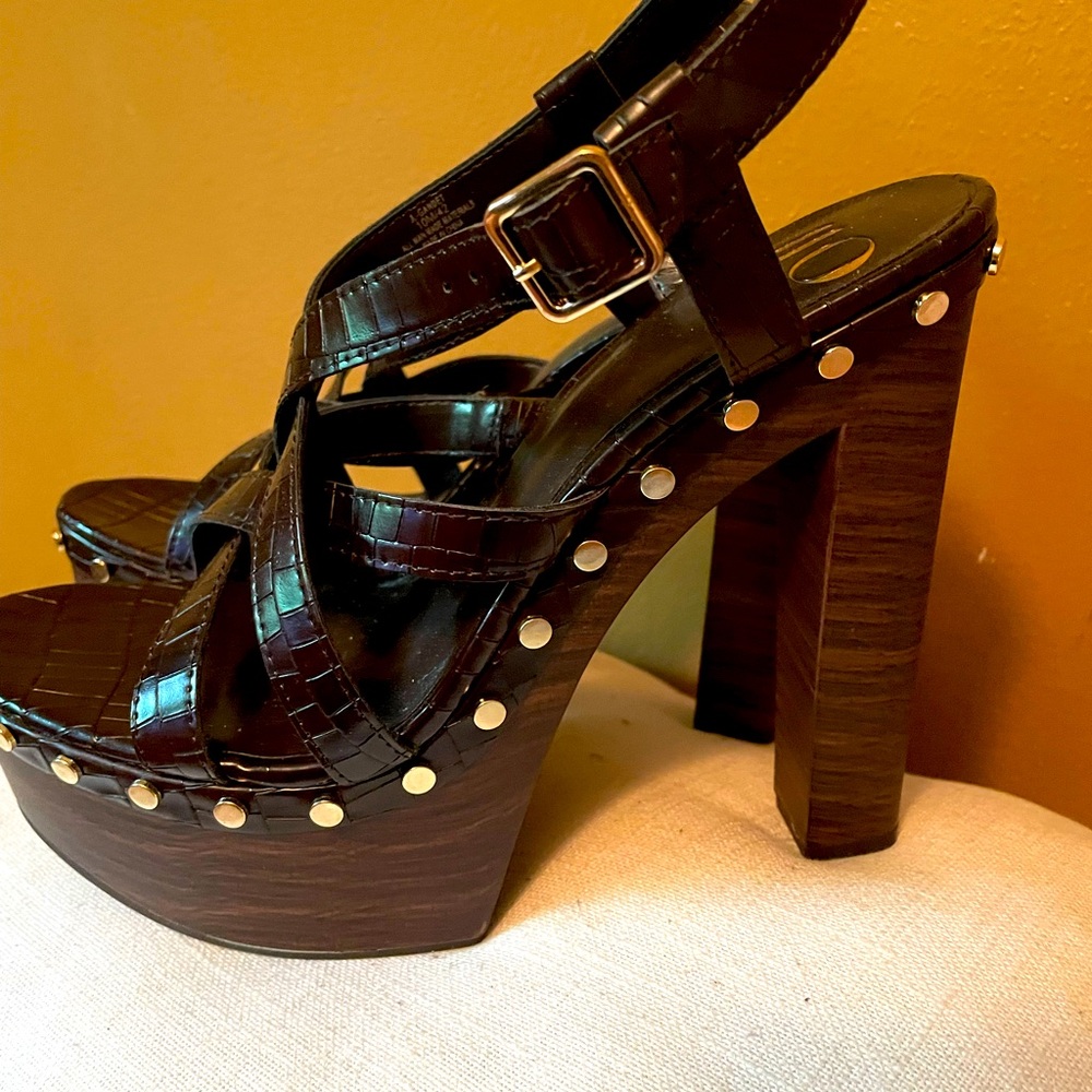 JLO Jennifer Lopez Gandet Dark Brown Sandal - Size 10 - Used (no box)